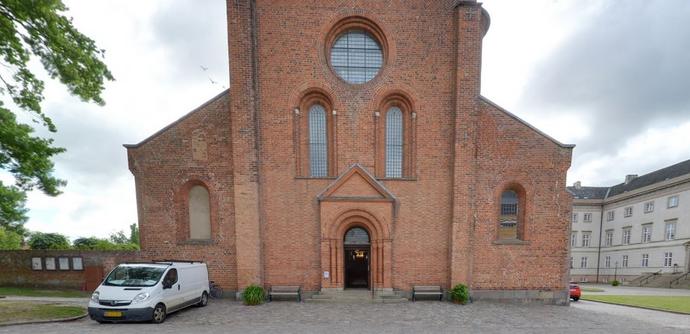 Sorø Klosterkirke på Google Street View